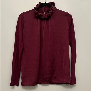 Banana Republic Chiffon Pleated Neck Blouse – Size XS – New with Tags